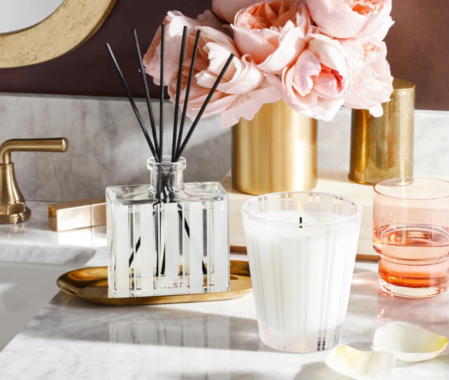 Rose Noir & Oud Reed Diffuser Rose Noir & Oud Reed Diffuser -Fragrances Sales NESTNY CORE RO DIF REED 4