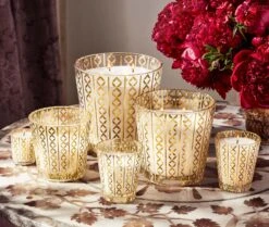 Holiday 3-Wick Candle -Fragrances Sales NESTNY FF HL CAN 3W 3